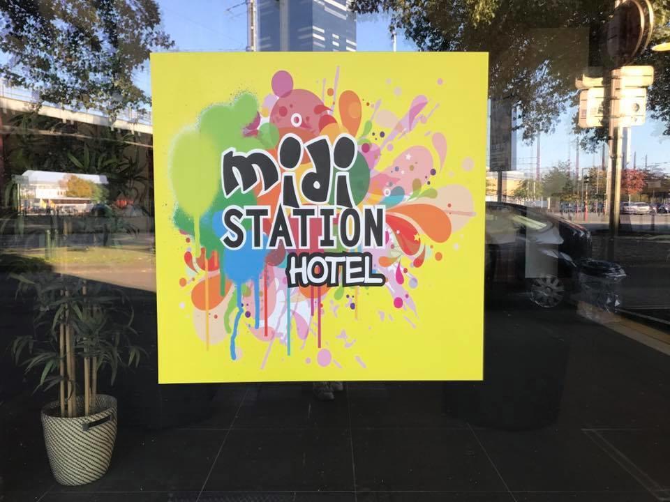 Midi Station Hotel ブリュッセル エクステリア 写真
